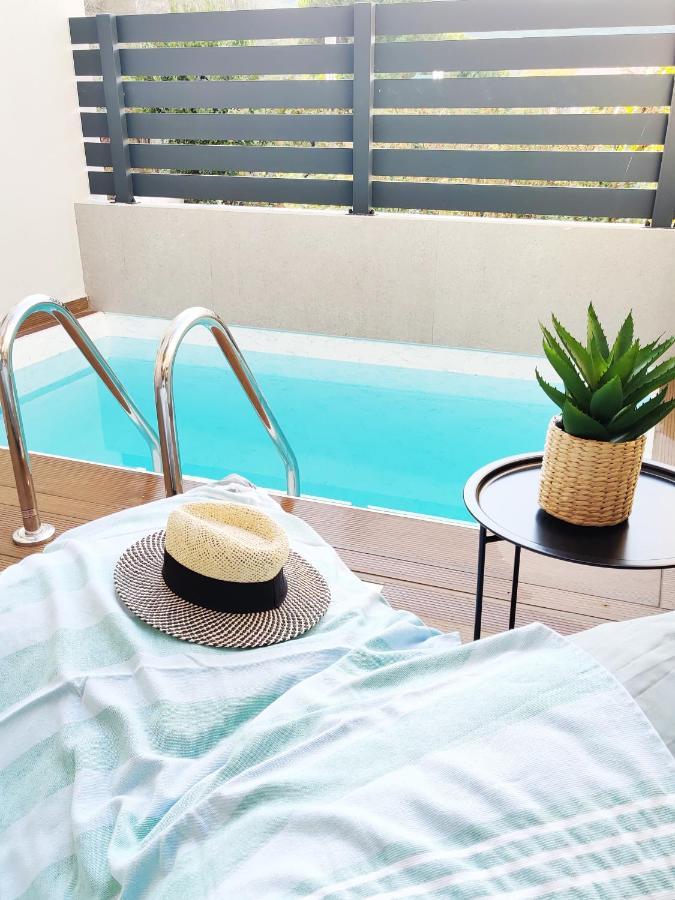 Aelia Seaside Luxury Suites Νέα Καρβάλη Εξωτερικό φωτογραφία
