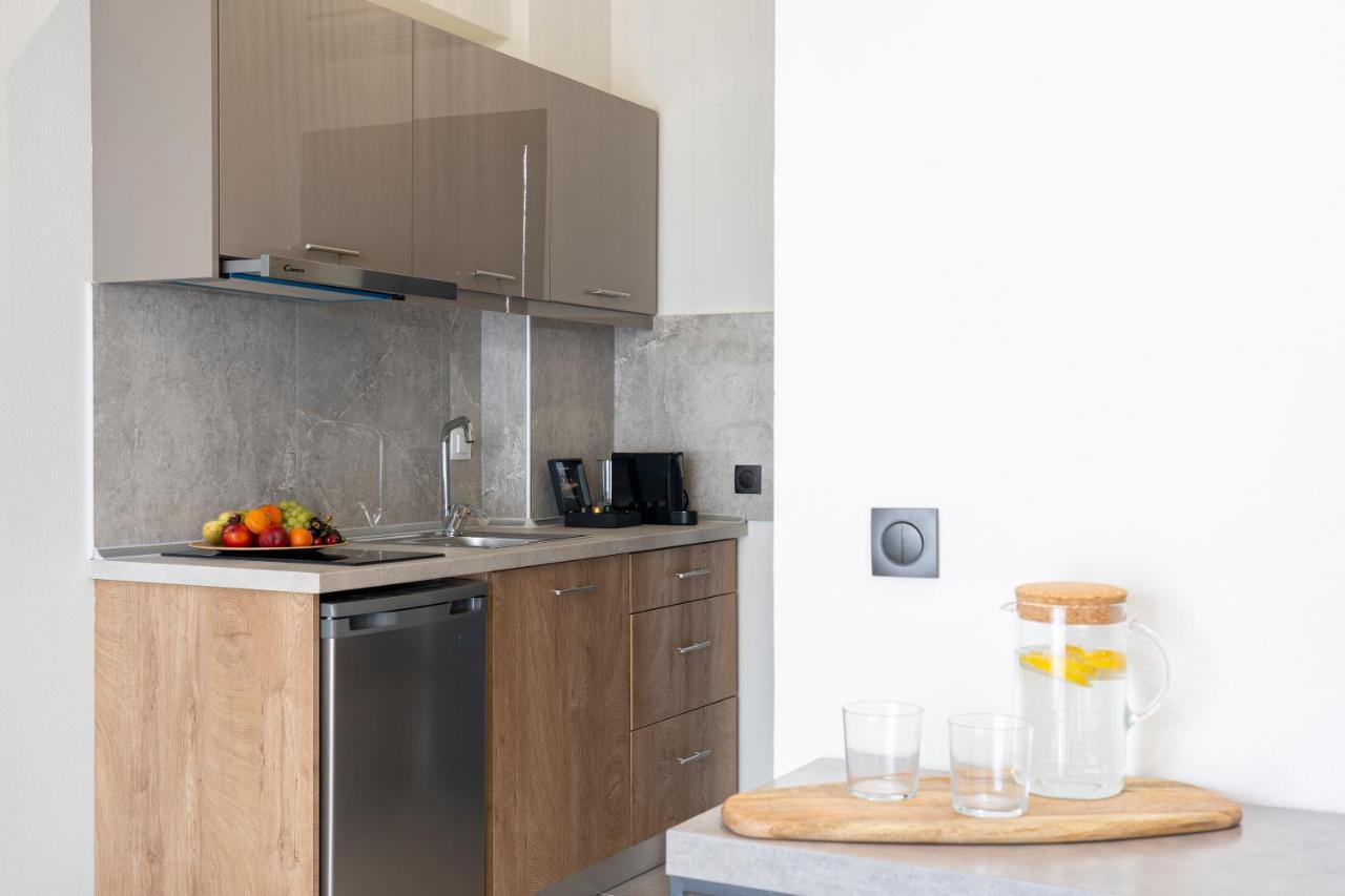 Aelia Seaside Luxury Suites Νέα Καρβάλη Εξωτερικό φωτογραφία